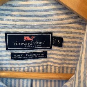 Vineyard Vines Shirts - LOT OF THREE Vineyard Vines Oxford Shirt Vineyard Vines Shirts - LOT OF THREE Vineyard Vines Oxford Shirt